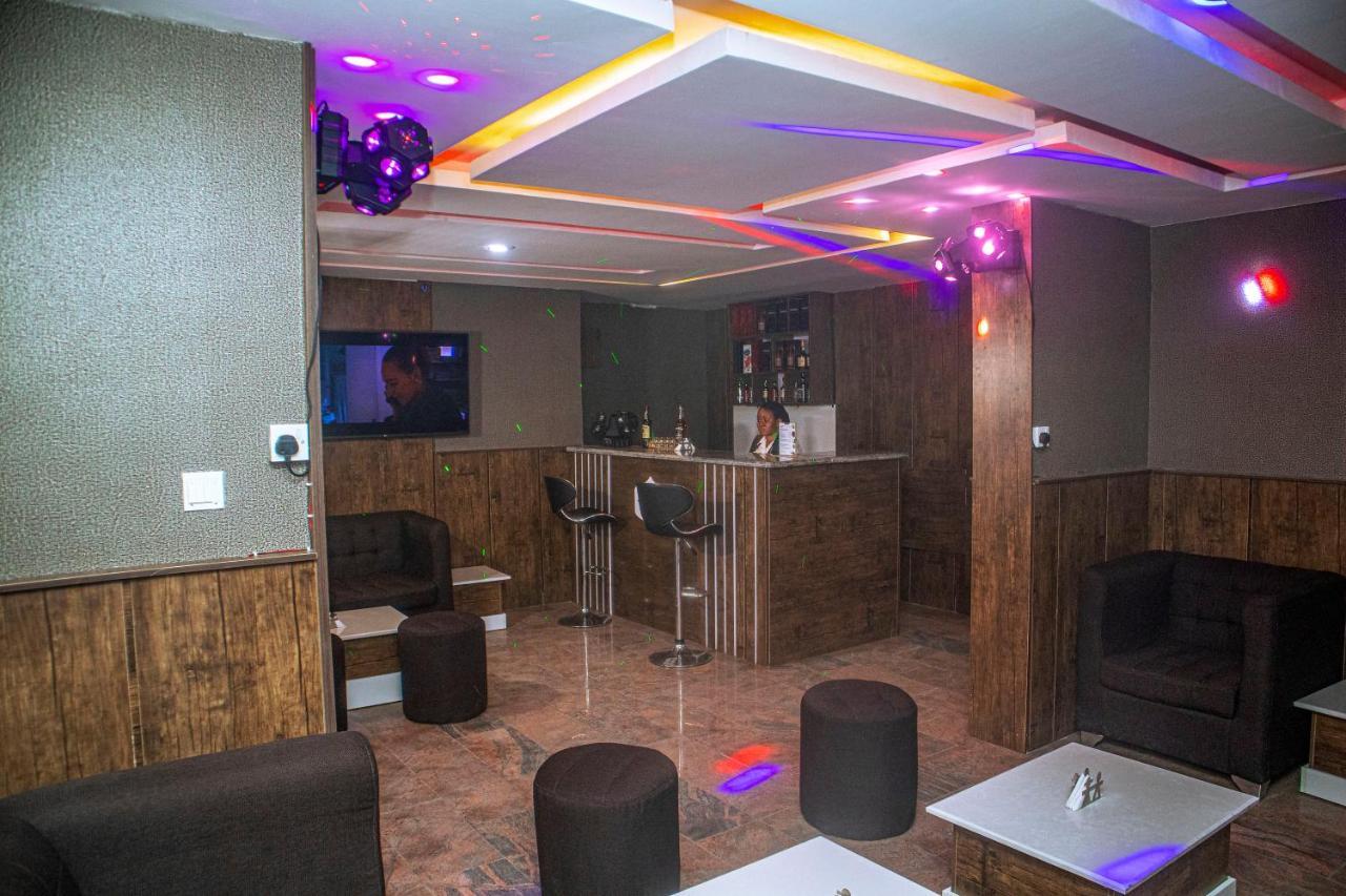 Presken Hotels @Fajodd-4 Ikeja Zewnętrze zdjęcie