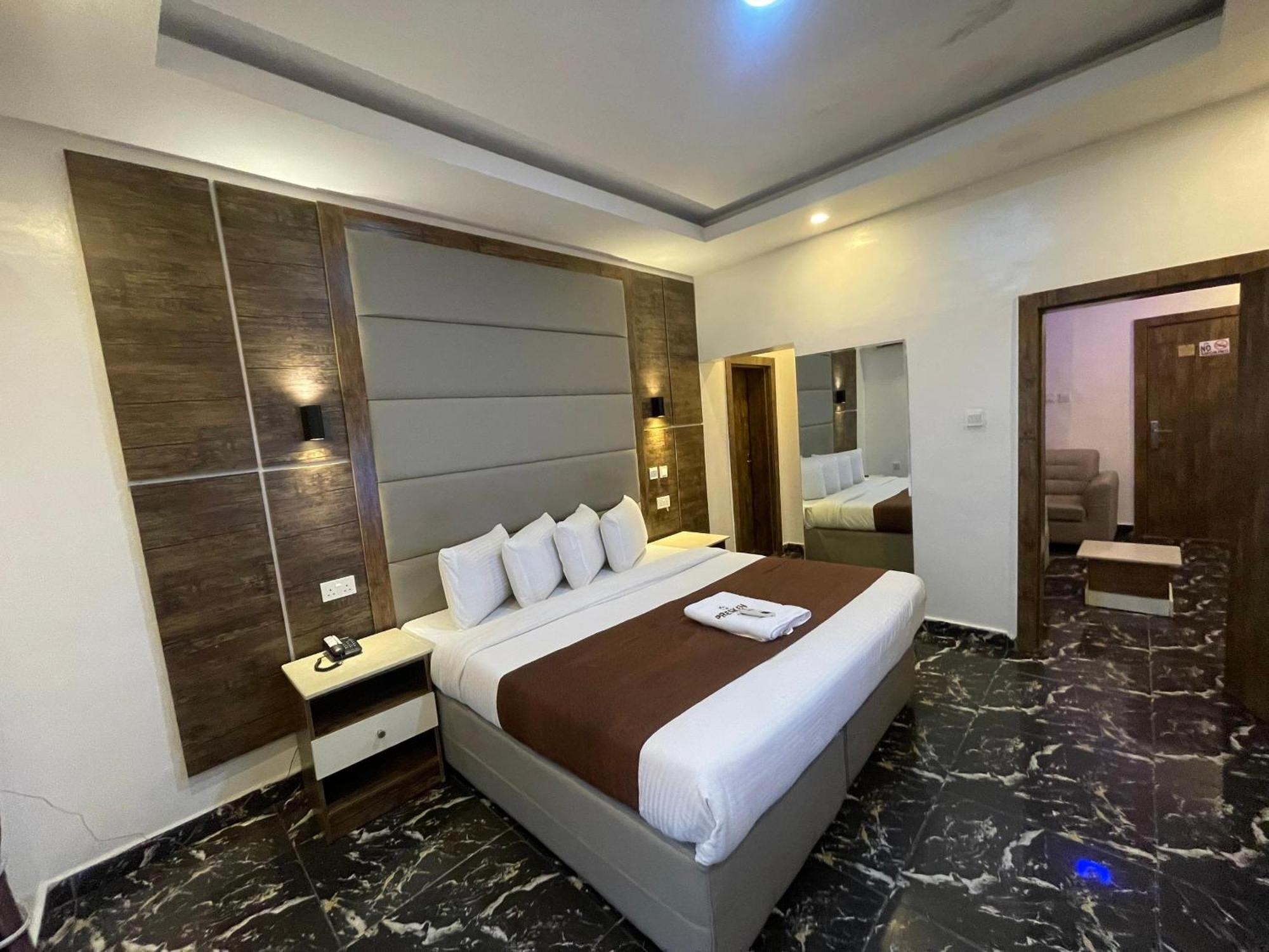 Presken Hotels @Fajodd-4 Ikeja Zewnętrze zdjęcie